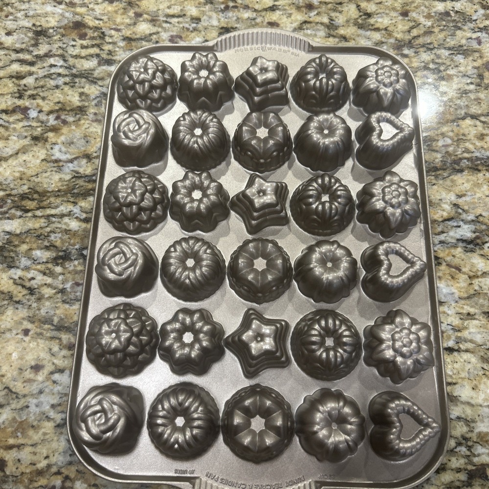 Nordic Ware Bundt Tea Cake & Candies Pan Hearts, Roses, Floral Makes 30 Cakes